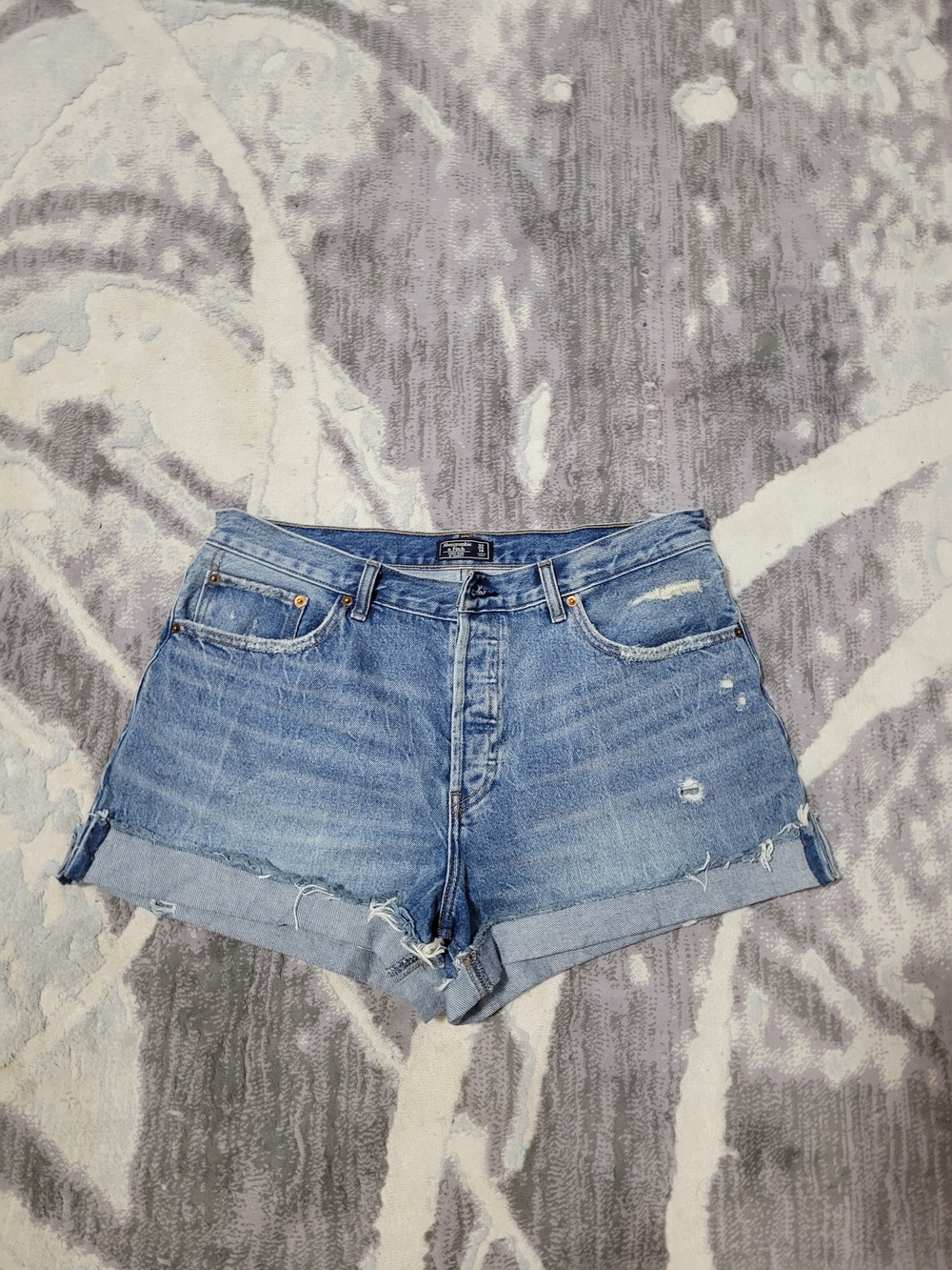 Abercrombie & Fitch Higj Rise Light Blue Distressed Cuffed Denim Shorts Size 32
